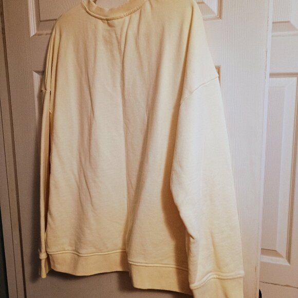 Common Identity Womens Pale Yellow Sweatshirt, 2XL, New - Picture 2 of 3